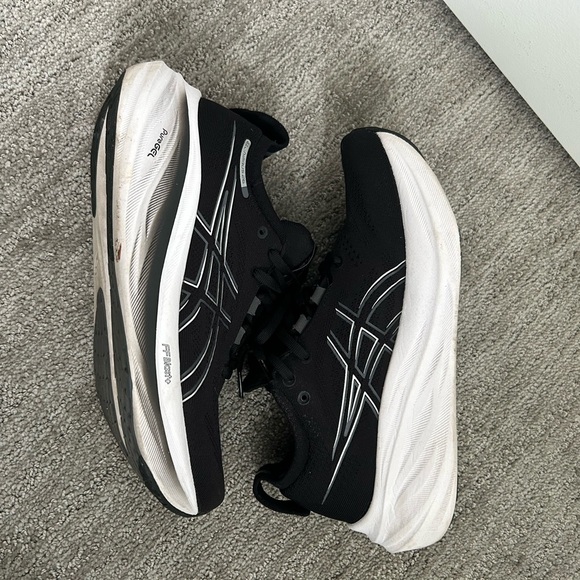 Asics Gel Nimbus 26 - Picture 2 of 6